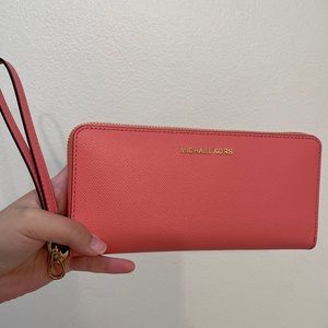 Michael Kors Wristlet